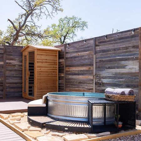 Romantic Tiny Luxury Retreat W Heated Pool, Sauna N Outdoor Shower In Wimberley 10 Acres Villa Exterior photo